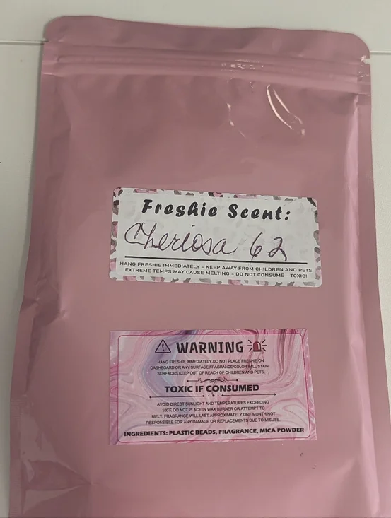 Western Themed Bow Shaped Large Freshie NWT! - Picture 8 of 11